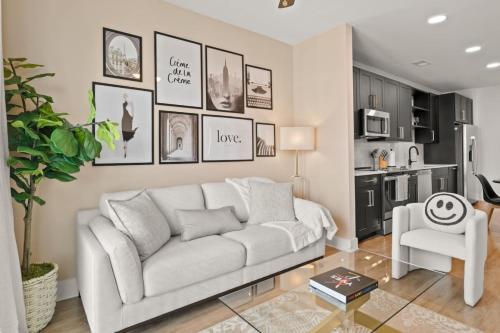 Luxurious Urban Retreat with Amazing Amenities in Tampa, USA