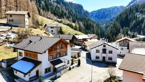Gasthaus Alpenrose in Innerferrera, Schweiz