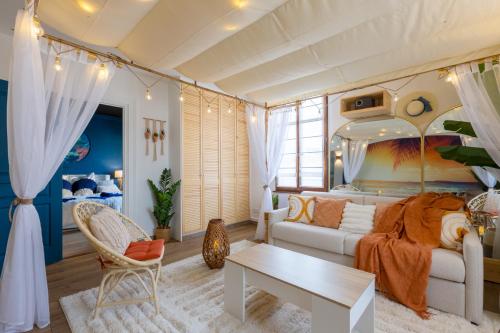 Cathyvoyages - Ciel Etoile - Bord De Mer - Parking Gratuit - Videoprojecteur - Lit Rond - La Paillot - Strasbourg