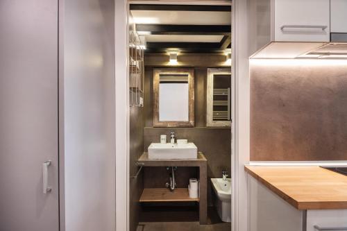 Beautiful renovated Loft minutes from the beach, Barcelona (photo 10)