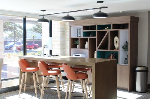 Staybridge Suites Dallas Market Ctr Love Field By IHG - 편의 시설/서비스