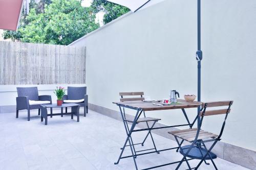 Cozy Salerno Center: Prime Location