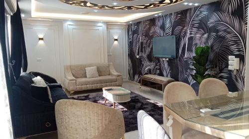 شقة جديدة مودرن المهندسين قريب من النيل وجامعة الدول منطقة حية بها مطاعم وخدمات, El Cairo (foto 2)