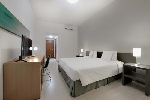 Executive Suite room in Garden Hotel