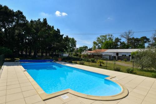 « La tranquillité » Villa avec piscine