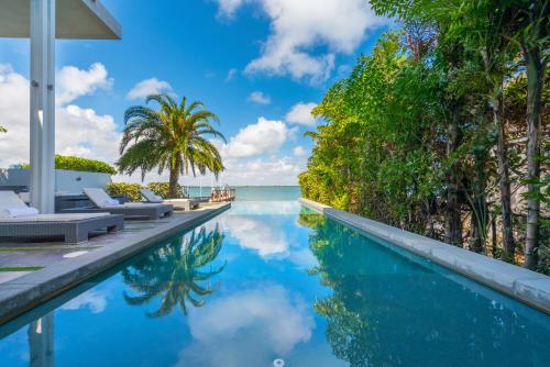 Discover paradise Your Exclusive Miami Beach Waterfront Escape in Miami, USA