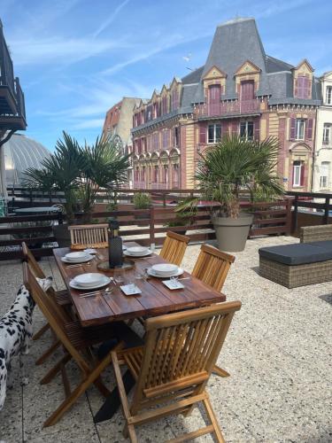 L ecrin Villersois terrasse vue mer in Віллєр-сюр-Мер