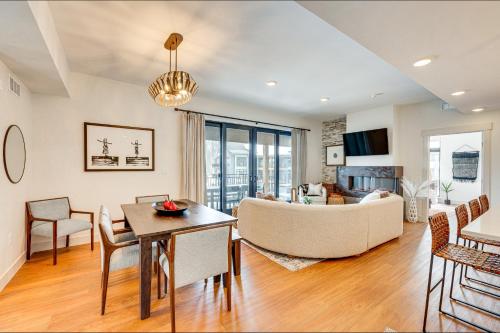 Downtown Winter Park Condo with Community Hot Tub in Winter Park, USA