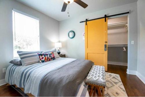 Premier Refuge at Plaza District with Free Parking & WiFi in Oklahoma City, USA