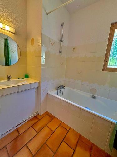 Villa Provençale vue mer & piscine privée