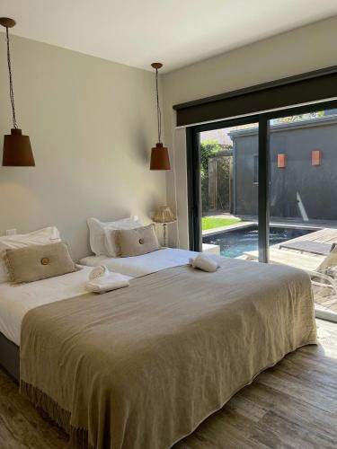Villa Oasis - w pool near Cascais centre - image 2