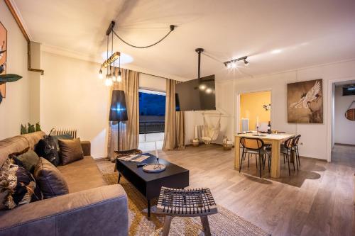 Group&Family Luxury, Athen