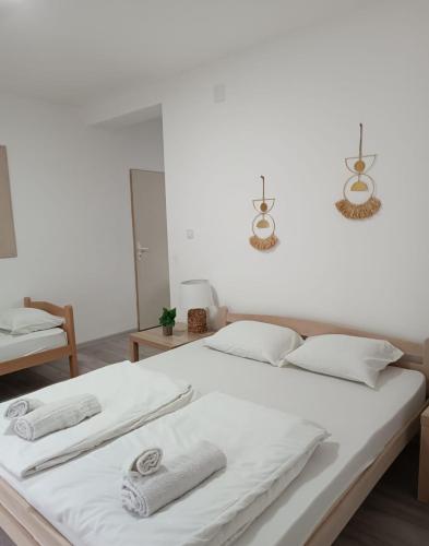 . Sunčani apartman 2