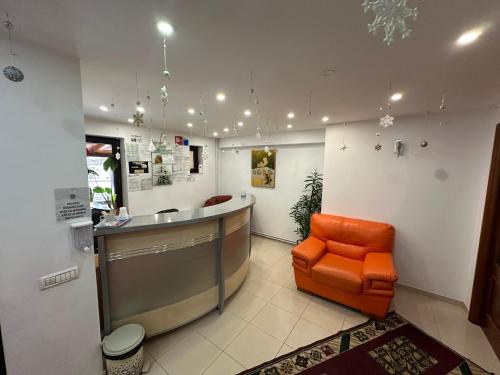 Casa Cioplea by Genco in Предял