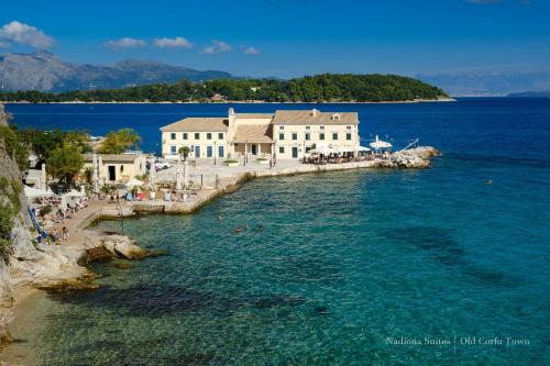 Nadiona Suites Crystal & Gold 3