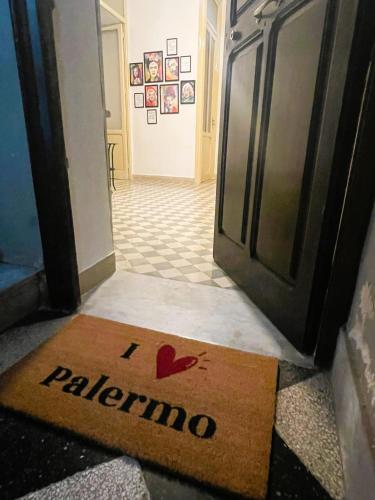 Olivuzza Rooms in Apartment