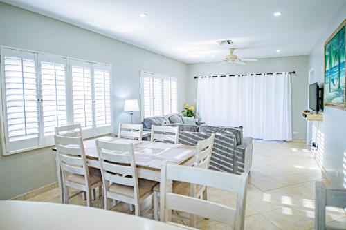 Facilities, Seven Mile Beach Resort in Grand Cayman