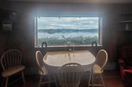 Winnisquam Lake Retreat in Tilton, USA