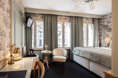 Budget Double Room image 4