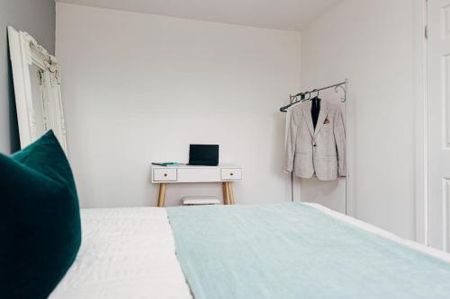 Park & Relax in 1bd Central Liverpool home