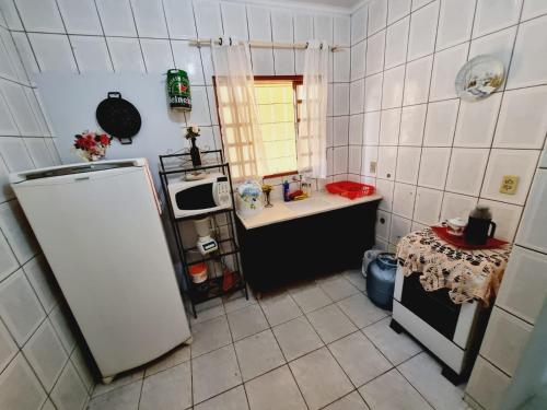 CASA EM PAULÍNIA (CASA EM PAULINIA) in เปาลิเนีย