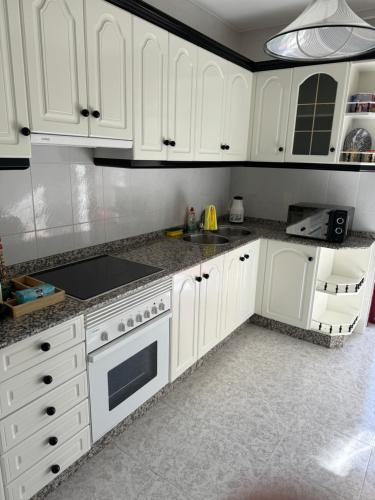 トリアカステラ Triacastela Sunset Terrace 4つ星 シングルルーム 外観