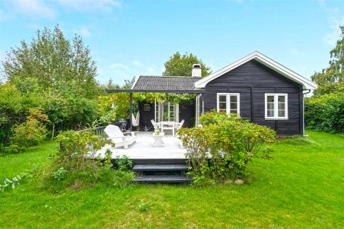  Blissful Summer house in Hornbæk in Hornbæk