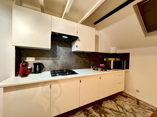 Luxury Suites Centrum by Rikas Hotels, Antwerp (photo 10)