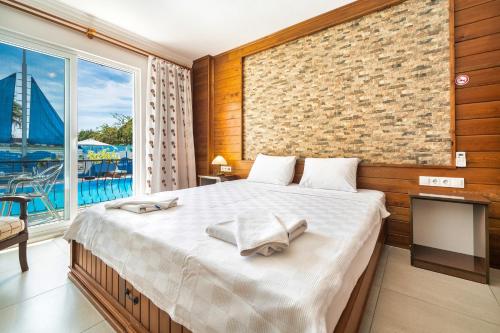 Dedeminn Garden Hotel Room Type - Twin or Double Room with Balcony Dedeminn Garden Hotel Room Type - Twin or Double Room with Balcony