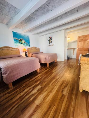 Buccaneer Quarters and Suites – Marathon, FL