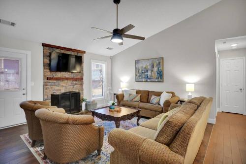 Home Sweet Home! By Mall of GA & Suwanee Town! in Sugar Hill, USA