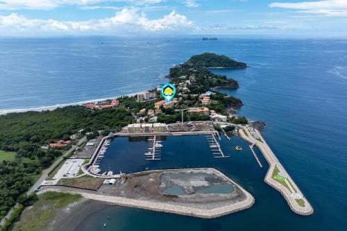 Newly remodeled unit in Flamingo with sweeping ocean views from big terrace