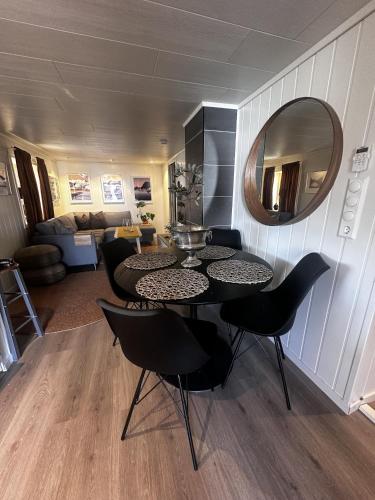 KB Basement Apartment - Sørvågen