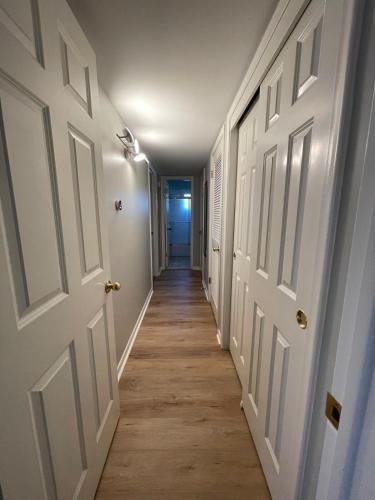 Cathedral 1-Walking Distance to UNMC in Midtown