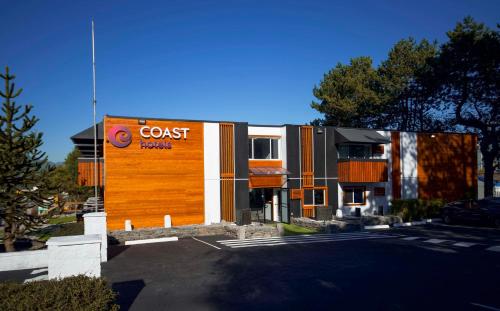 Coast Metro Vancouver Hotel in Burnaby, Canada