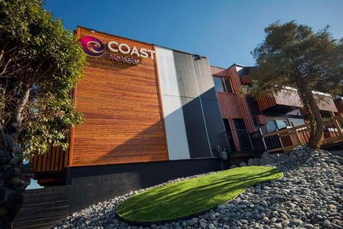 Coast Metro Vancouver Hotel in Burnaby, Canada