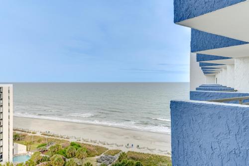 Steps to Ocean Myrtle Beach Condo with Perks! in Myrtle Beach, USA