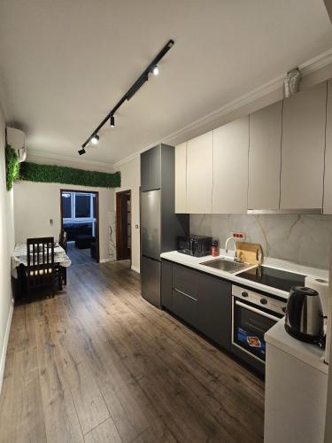 Sky Apartaments city center, Tirana (photo 5)