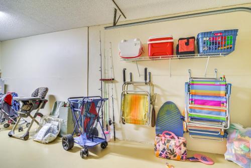 Prime Indian Rocks House with Covered Lanai and Pool! - image 36