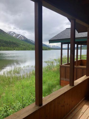 Summit Lake Lodge