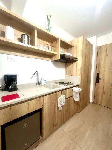 APARTAESTUDIO UNIVERSITARIO/CENTRO DE BOGOTA/TURISTICO