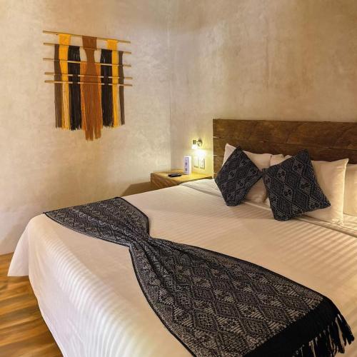 547480828 Hotel Junvay