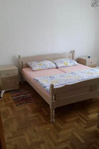 Three-Bedroom Apartment with Terrace and Sea View image 9