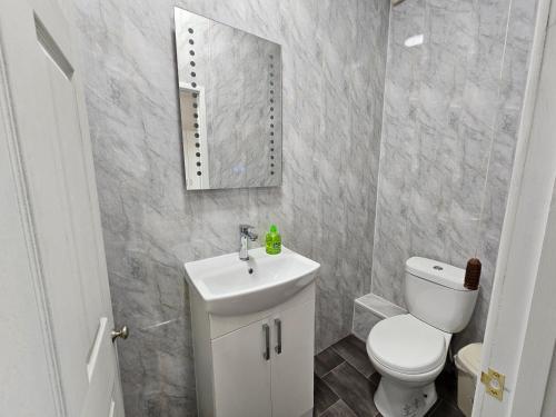 Collingwood Hotel - image 2