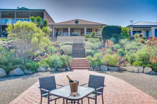 71 Blanche Pde Hindmarsh Island - No Linen Included in Hindmarsh Island