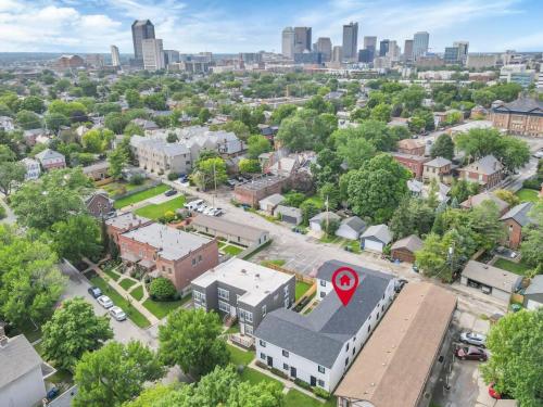 The Schumacher Place - NEW 2 BR in Columbus, USA