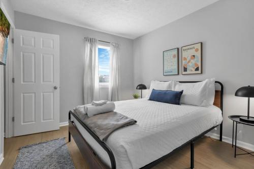 The Schumacher Townhouse - 2 BR in Columbus, USA