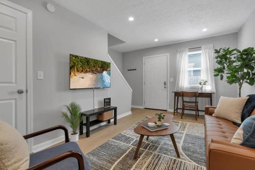 The Schumacher Townhouse - 2 BR in Columbus, USA