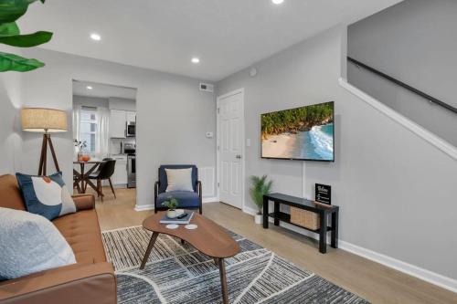 The Schumacher Townhouse - 2 BR in Columbus, USA