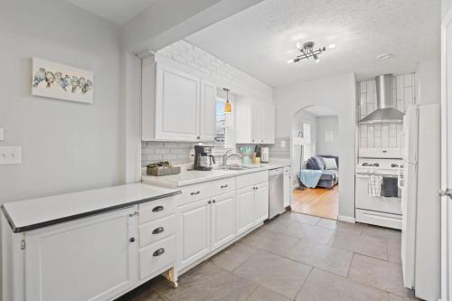 Housepitality - Newark Friends and Family House in Newark, USA